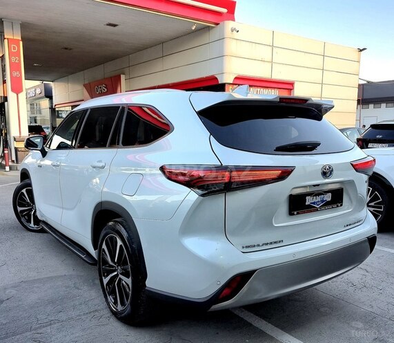 Toyota Highlander-8