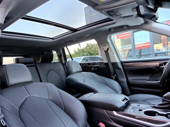 Toyota Highlander-25