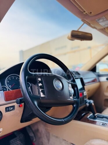 Volkswagen Touareg-6