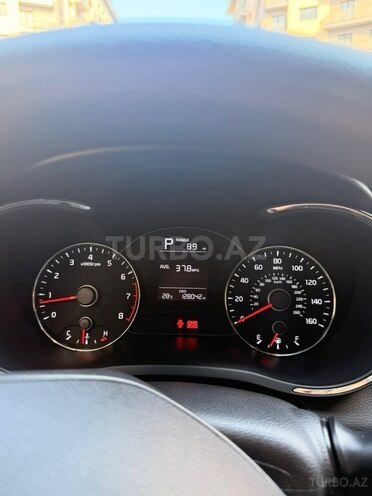 Kia Forte-10