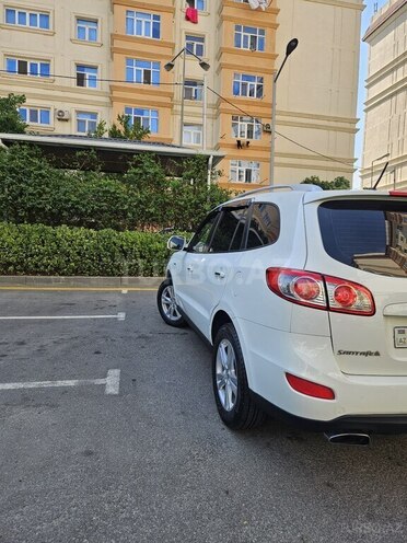 Hyundai Santa Fe-7
