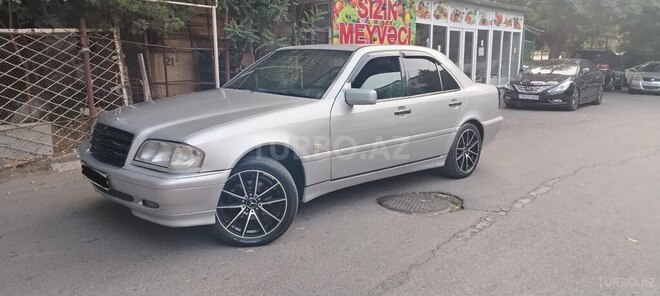 Mercedes C 200-3