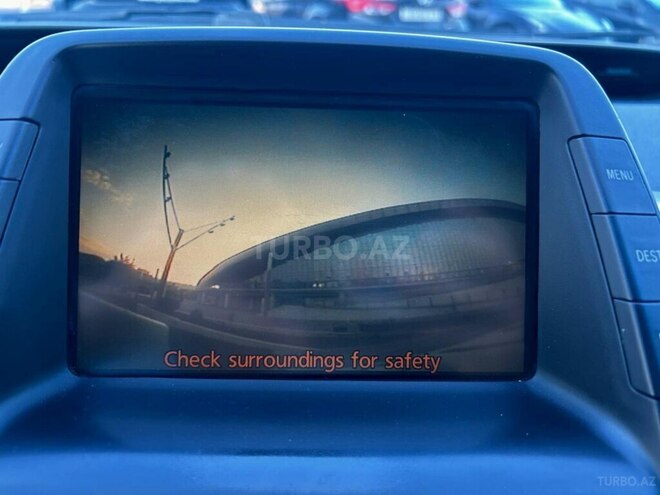 Toyota Prius-5