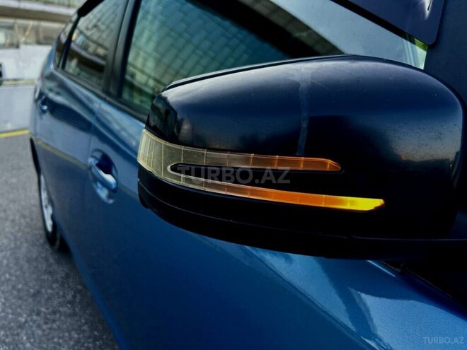 Toyota Prius-10