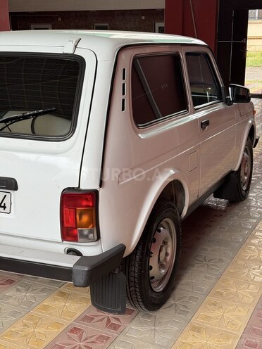 LADA (VAZ) Niva-6