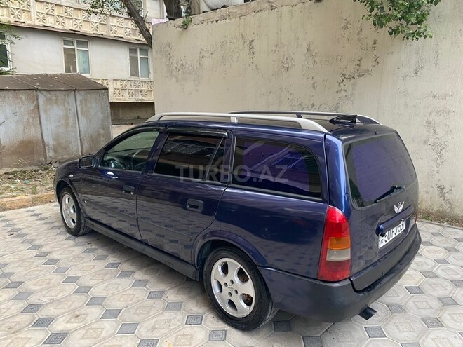 Opel Astra-10