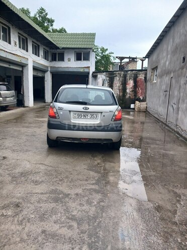 Kia Rio-3