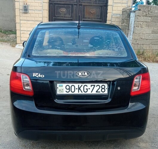 Kia Rio-2