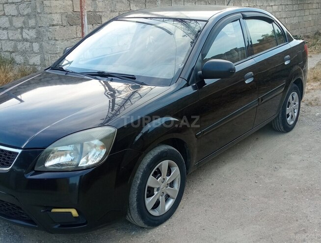 Kia Rio-3