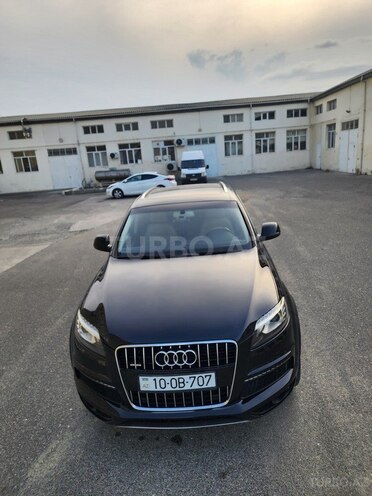 Audi Q7-2