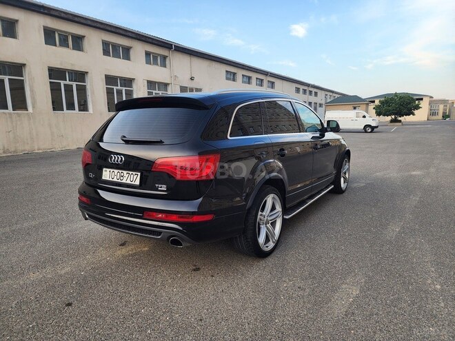 Audi Q7-8
