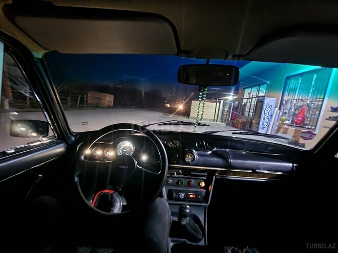 LADA (VAZ) 2106-5
