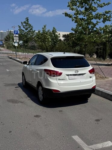 Hyundai ix35-3