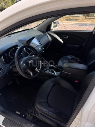 Hyundai ix35-9