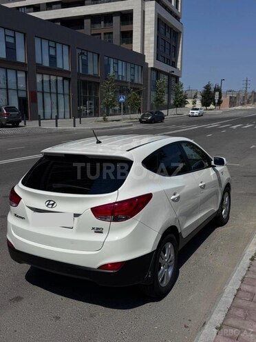 Hyundai ix35-5
