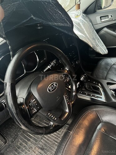 Kia K5-8