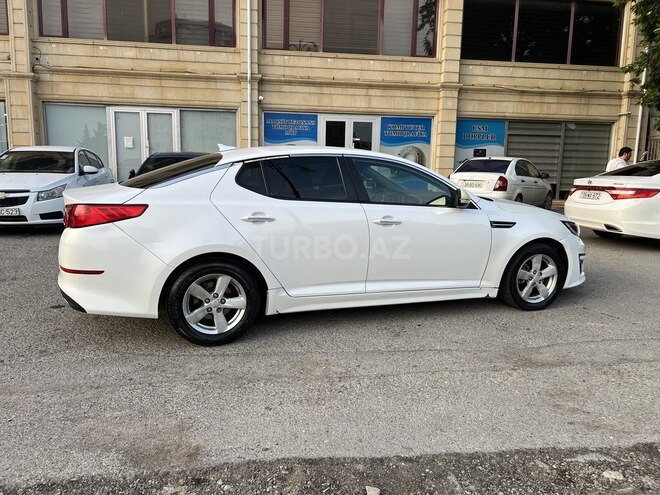 Kia Optima-5