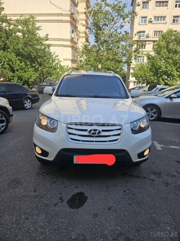Hyundai Santa Fe-15