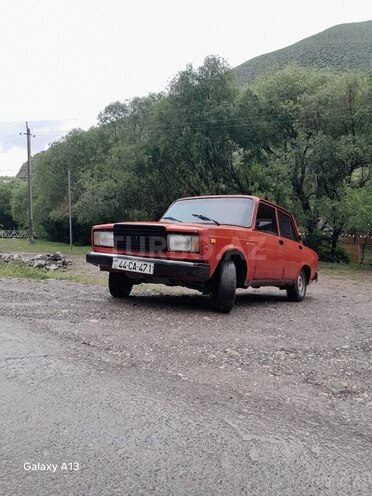 LADA (VAZ) 2107-1