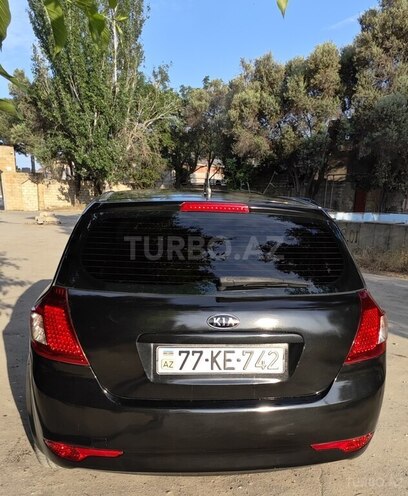Kia Ceed-4