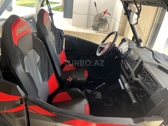 Polaris RZR XP 1000-8