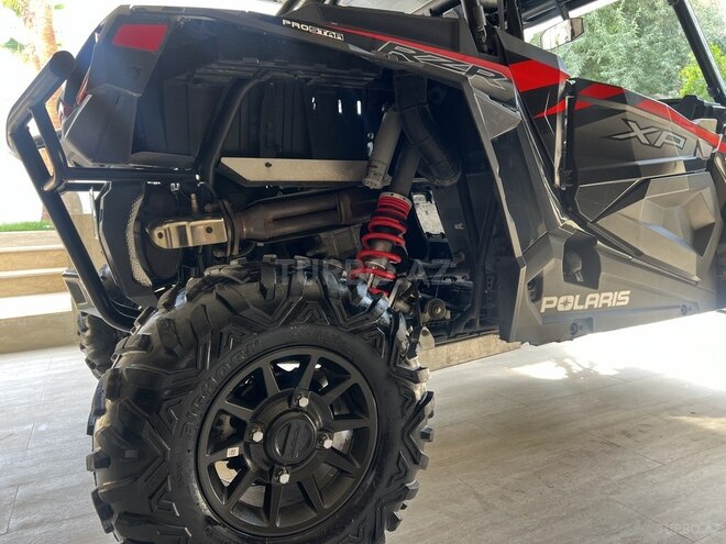 Polaris RZR XP 1000-11