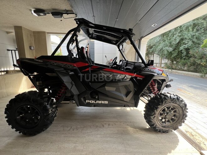 Polaris RZR XP 1000-4