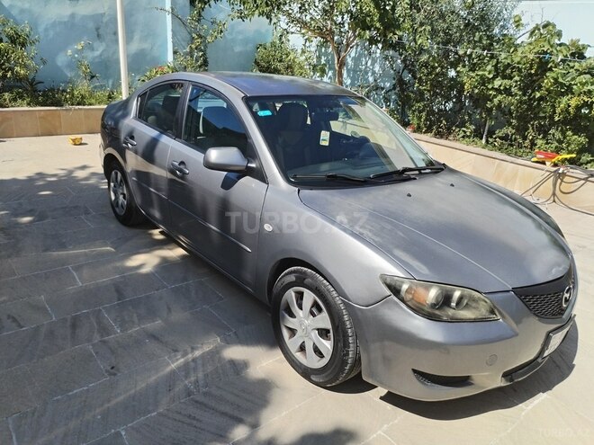 Mazda 3-3