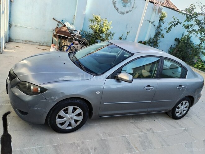 Mazda 3-8