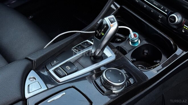 BMW 528-9