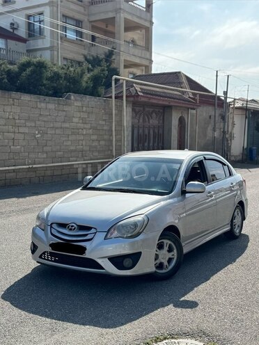 Hyundai Accent-1