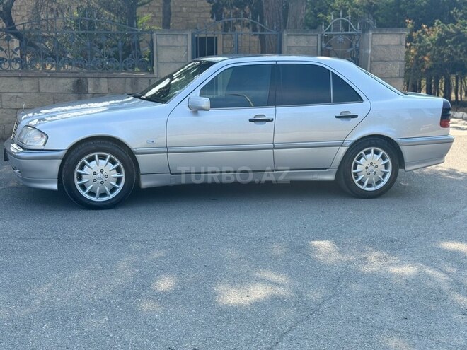 Mercedes C 180-5