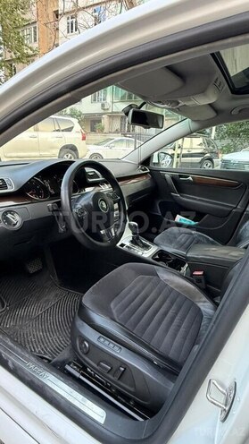Volkswagen Passat-7