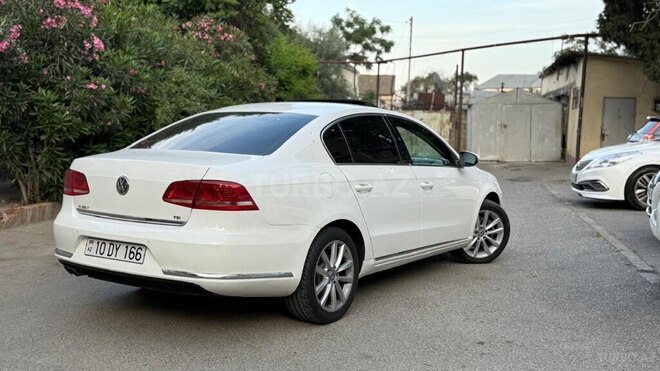 Volkswagen Passat-3