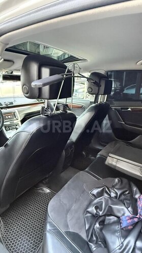 Volkswagen Passat-8