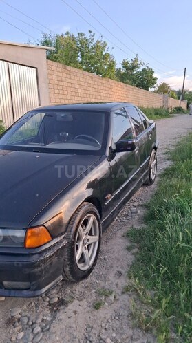 BMW 318-5