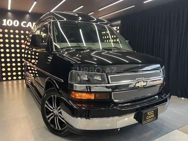 Chevrolet Express-1