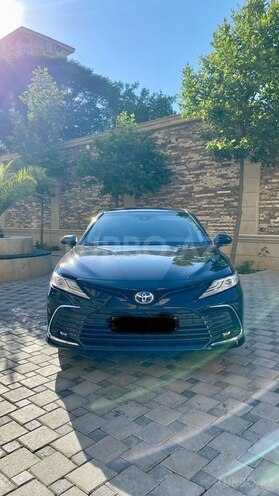 Toyota Camry-1