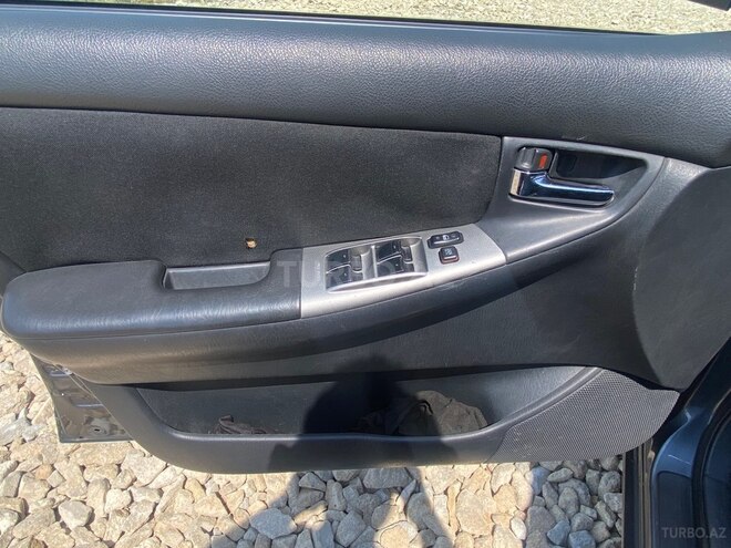 Toyota Corolla-14