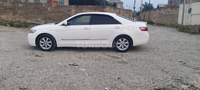 Toyota Camry-3