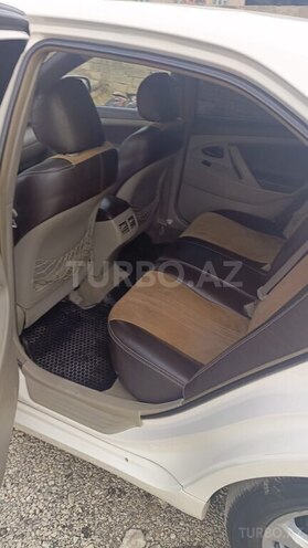 Toyota Camry-7