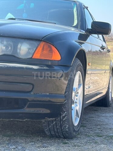 BMW 318-5