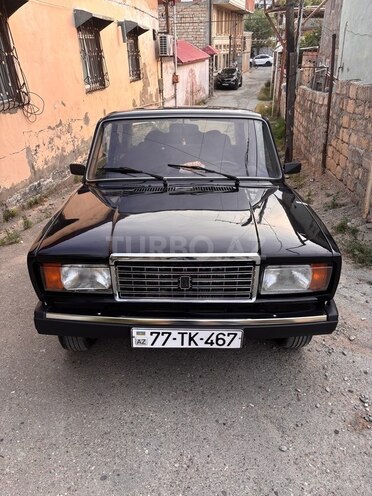 LADA (VAZ) 2107-2