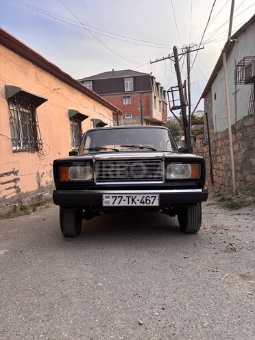 LADA (VAZ) 2107-1