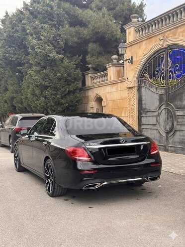 Mercedes E 300-3