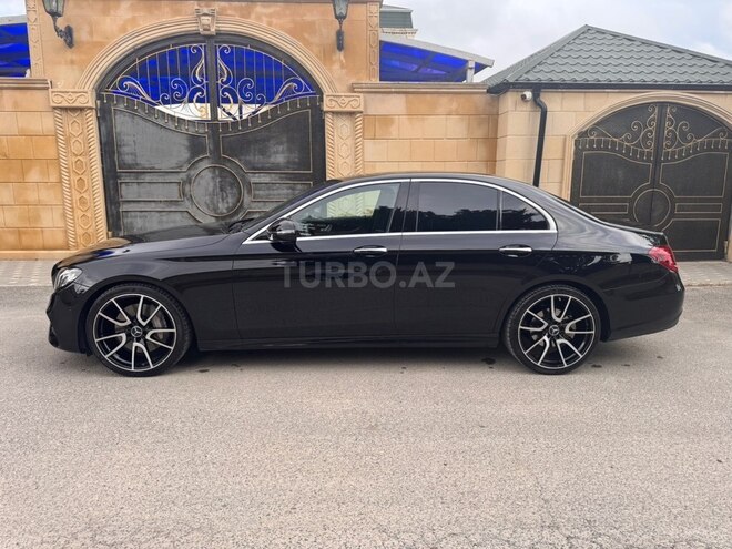 Mercedes E 300-4