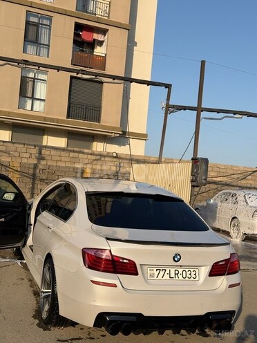 BMW 528-5