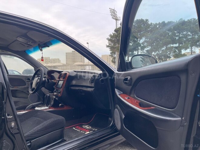 Hyundai Sonata-13