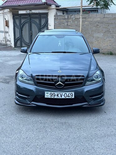 Mercedes C 250-1