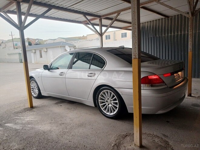 BMW 735-19